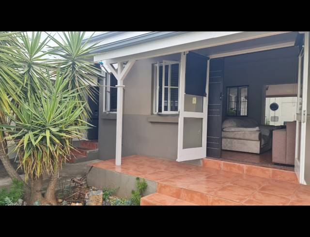 2 BEDROOM TOWNHOUSE FOR SALE IN CASHAN